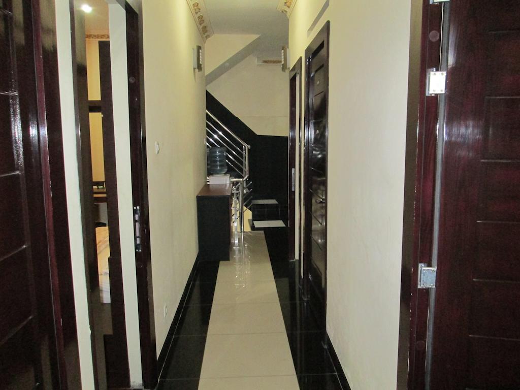 Allure Guest House Bandung Exterior photo